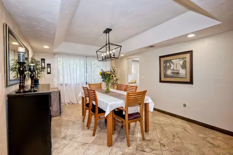 Dining - 16231 Oak Creek Trl, Poway, CA 92064 photo 1 of 2