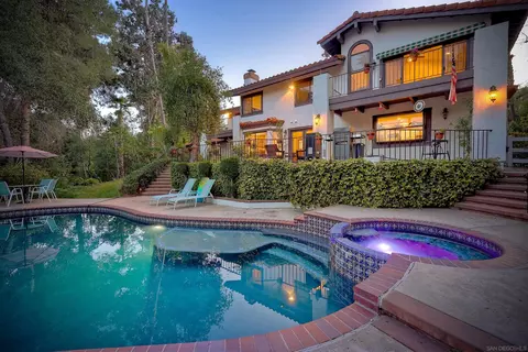Exterior - 16231 Oak Creek Trl, Poway, CA 92064 photo 8 of 21