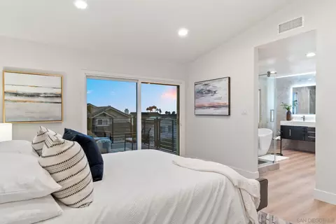Bedroom - 1853 Sunset Hill Dr, Carlsbad, CA 92008 photo 3 of 4