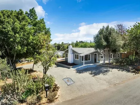 Exterior - 510 Porter St, Fallbrook, CA 92028 photo 12 of 13