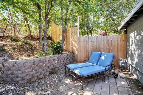 Exterior - 510 Porter St, Fallbrook, CA 92028 photo 3 of 13