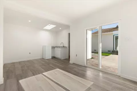 Entry Way - 370 Alpine Ave, Chula Vista, CA 91910 photo 1 of 1