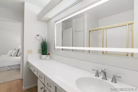 Bath - 4297 Black Duck Way, Oceanside, CA 92057 photo 2 of 3