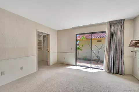 Living - 1981 Springdale Ln, Encinitas, CA 92024 photo 3 of 3