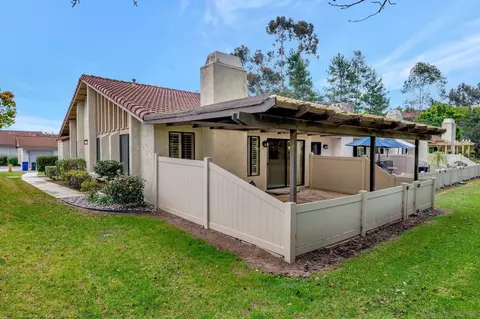 Exterior - 1981 Springdale Ln, Encinitas, CA 92024 photo 4 of 11