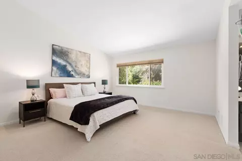 Bedroom - 817 Summerhill Ct, Encinitas, CA 92024 photo 1 of 2