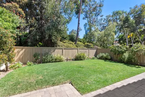 Exterior - 817 Summerhill Ct, Encinitas, CA 92024 photo 8 of 14