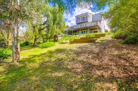 Exterior - 925 Berkeley Way, Vista, CA 92084 photo 19 of 24
