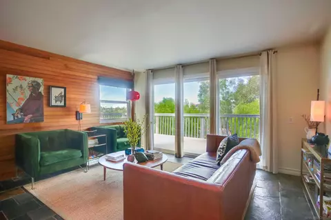 Living - 925 Berkeley Way, Vista, CA 92084 photo 1 of 8
