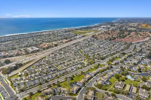 View/Area - 6905 Whitecap Dr, Carlsbad, CA 92011 photo 4 of 15