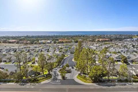 View/Area - 6905 Whitecap Dr, Carlsbad, CA 92011 photo 1 of 15