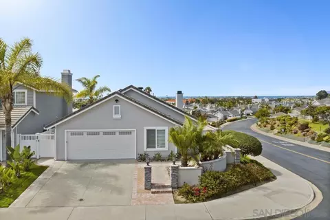 Exterior - 6905 Whitecap Dr, Carlsbad, CA 92011 photo 12 of 14