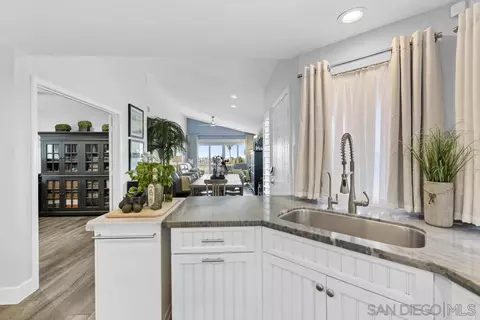 Kitchen - 6905 Whitecap Dr, Carlsbad, CA 92011 photo 7 of 10