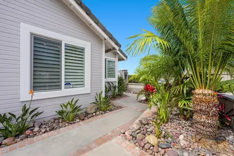 Exterior - 6905 Whitecap Dr, Carlsbad, CA 92011 photo 4 of 14