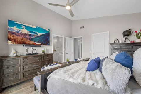 Bedroom - 6905 Whitecap Dr, Carlsbad, CA 92011 photo 6 of 6