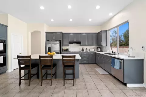 Kitchen - 12295 Stonemill Dr, Poway, CA 92064 photo 9 of 11