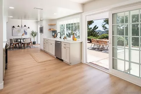 Kitchen - 9841 Mozelle Ln, La Mesa, CA 91941 photo 4 of 5