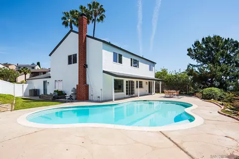 Exterior - 9841 Mozelle Ln, La Mesa, CA 91941 photo 5 of 9