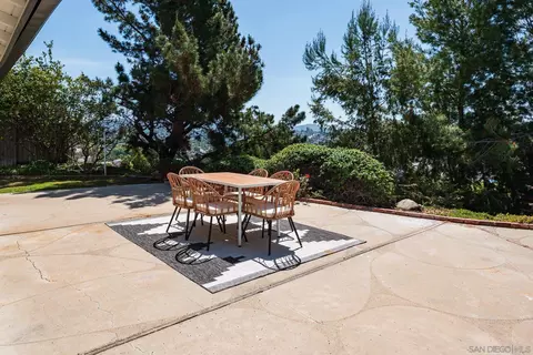 Exterior - 9841 Mozelle Ln, La Mesa, CA 91941 photo 7 of 9