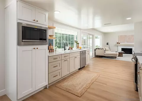Kitchen - 9841 Mozelle Ln, La Mesa, CA 91941 photo 2 of 5
