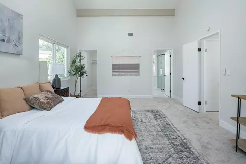 Bedroom - 9841 Mozelle Ln, La Mesa, CA 91941 photo 2 of 4