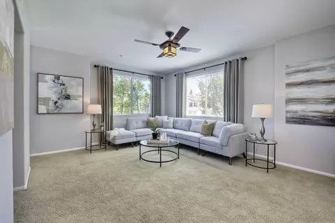 347 Citracado Pkwy #11, Escondido, CA 92025
