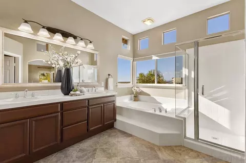 Bath - 8004 Eclipse Rd, San Diego, CA 92129 photo 5 of 7