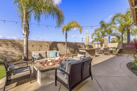 Exterior - 8004 Eclipse Rd, San Diego, CA 92129 photo 13 of 19