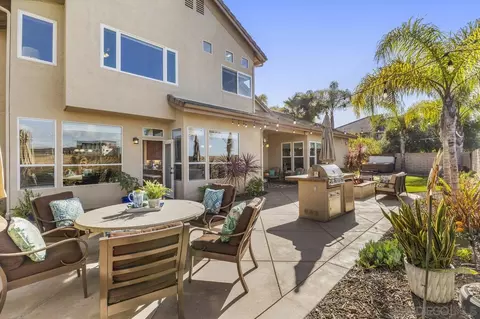 Exterior - 8004 Eclipse Rd, San Diego, CA 92129 photo 8 of 19