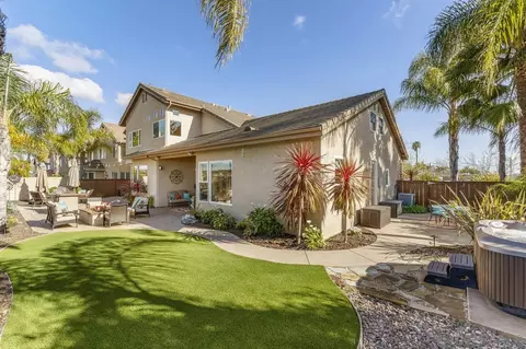 Exterior - 8004 Eclipse Rd, San Diego, CA 92129 photo 10 of 19