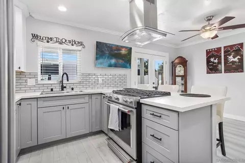 Kitchen - 935 Brucker Ave, Spring Valley, CA 91977 photo 2 of 4