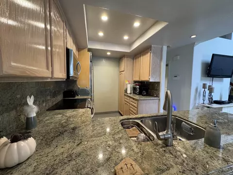 Kitchen - 5430 Baltimore Dr #22, La Mesa, CA 91942 photo 2 of 5
