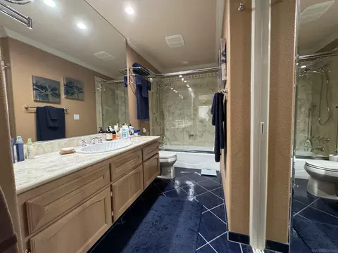 Bath - 5430 Baltimore Dr #22, La Mesa, CA 91942 photo 1 of 3