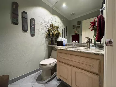 Bath - 5430 Baltimore Dr #22, La Mesa, CA 91942 photo 3 of 3