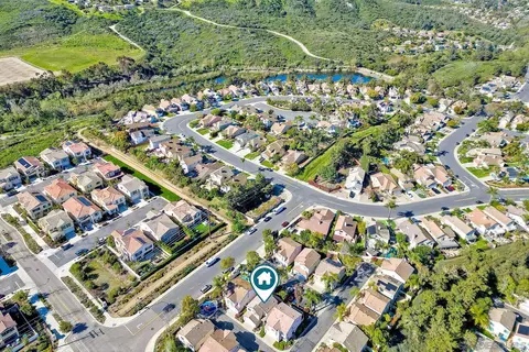View/Area - 884 Mackenzie Dr, San Marcos, CA 92078 photo 3 of 9