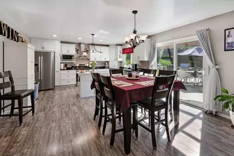 Kitchen - 3635 Oak Cliff Dr, Fallbrook, CA 92028 photo 3 of 3