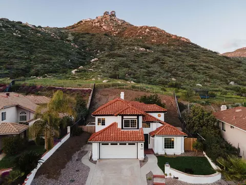 13680 Quiet Hills Dr, Poway, CA 92064