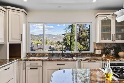 Kitchen - 1715 Pepper Dr, El Cajon, CA 92021 photo 5 of 6