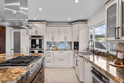 Kitchen - 1715 Pepper Dr, El Cajon, CA 92021 photo 2 of 6
