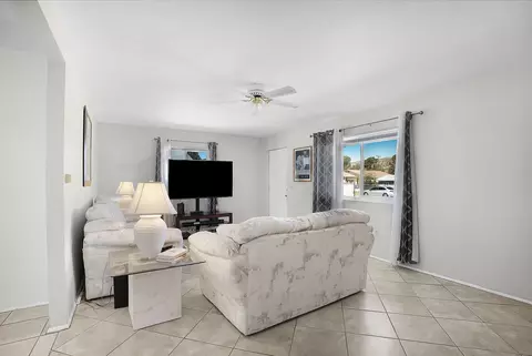Living - 44473 Calexico Ave, Jacumba, CA 91934 photo 3 of 7