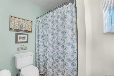 Bath - 44473 Calexico Ave, Jacumba, CA 91934 photo 2 of 2