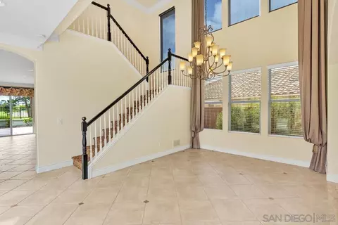 302 Crownview Ct, San Marcos, CA 92069 photo 4