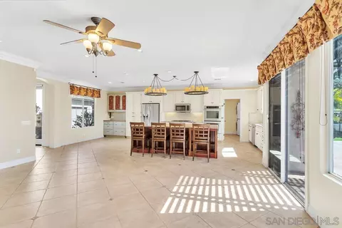 302 Crownview Ct, San Marcos, CA 92069 photo 23