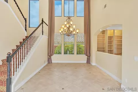 302 Crownview Ct, San Marcos, CA 92069 photo 6
