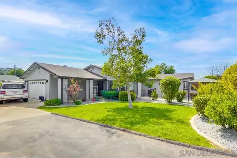Exterior - 13105 Lakeshore Dr, Lakeside, CA 92040 photo 3 of 18