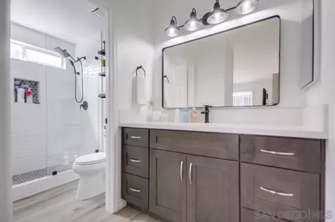 Bath - 13105 Lakeshore Dr, Lakeside, CA 92040 photo 1 of 6