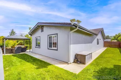 Exterior - 13105 Lakeshore Dr, Lakeside, CA 92040 photo 10 of 18