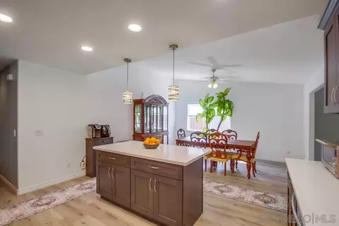 Kitchen - 13105 Lakeshore Dr, Lakeside, CA 92040 photo 6 of 7