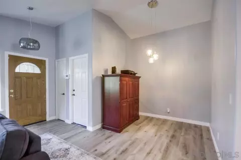 Bedroom - 13105 Lakeshore Dr, Lakeside, CA 92040 photo 1 of 6