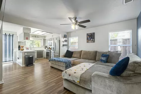 Living - 43655 Corte Cabral, Temecula, CA 92592 photo 7 of 8